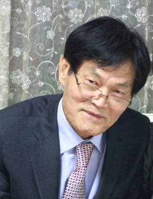 김선욱 시인 '지는 꽃이 아름답다' 출간